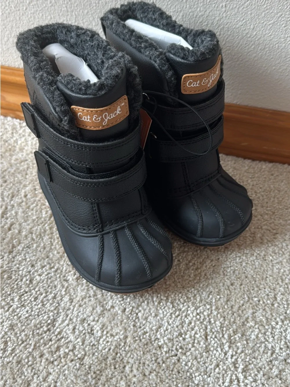 Cat & Jack Black Faux-Fur Lined Kids' Snow Boots